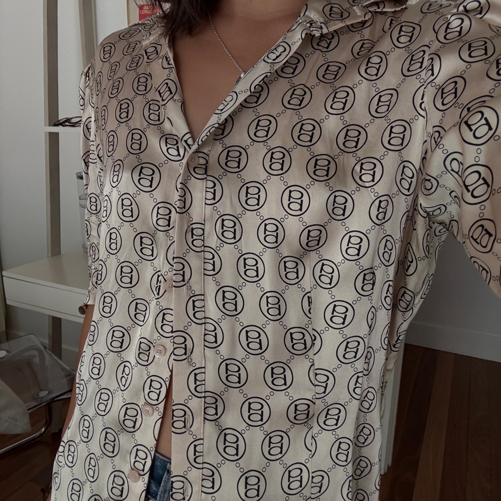100% Silk Button Down Bebe Blouse
